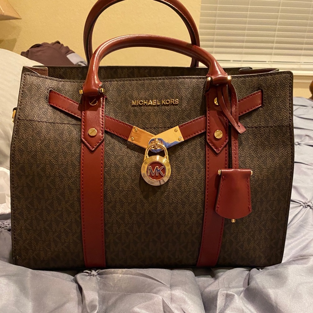 Michael Kors Nouveau Hamilton Large Satchel